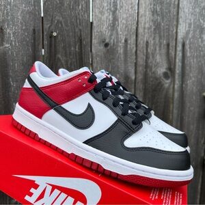 Nike dunk low red black size 7y